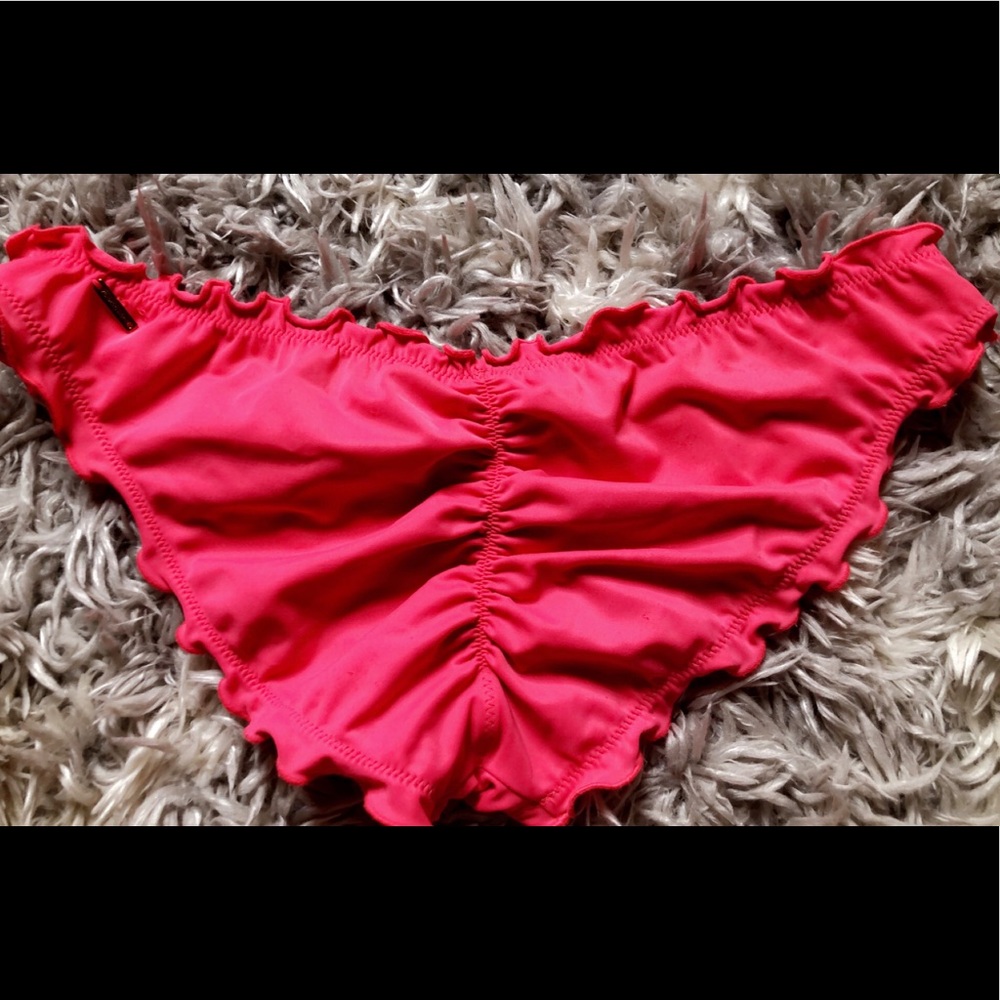 Victoria’s Secret Swimsuit Cheeky bottom